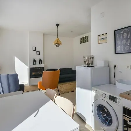 Chic And Modern 5 Min From The Apartment Marseille